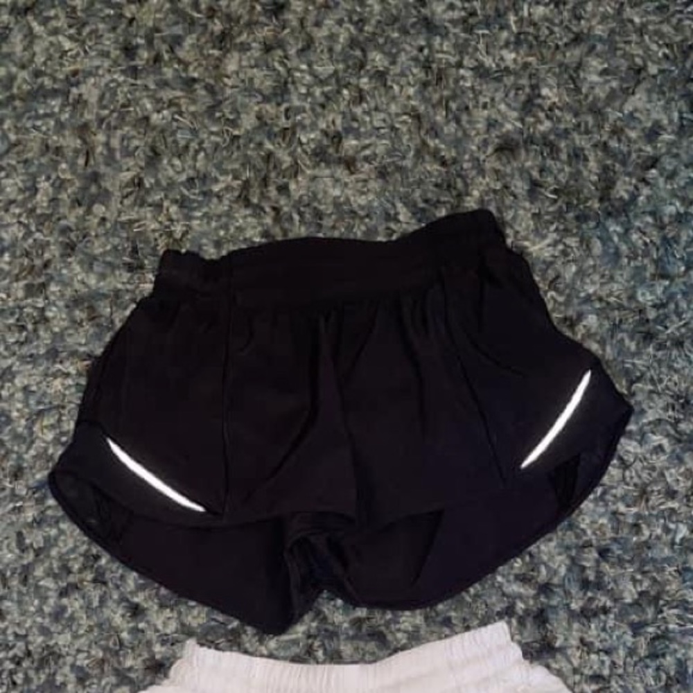Black hotty hot shorts size 2